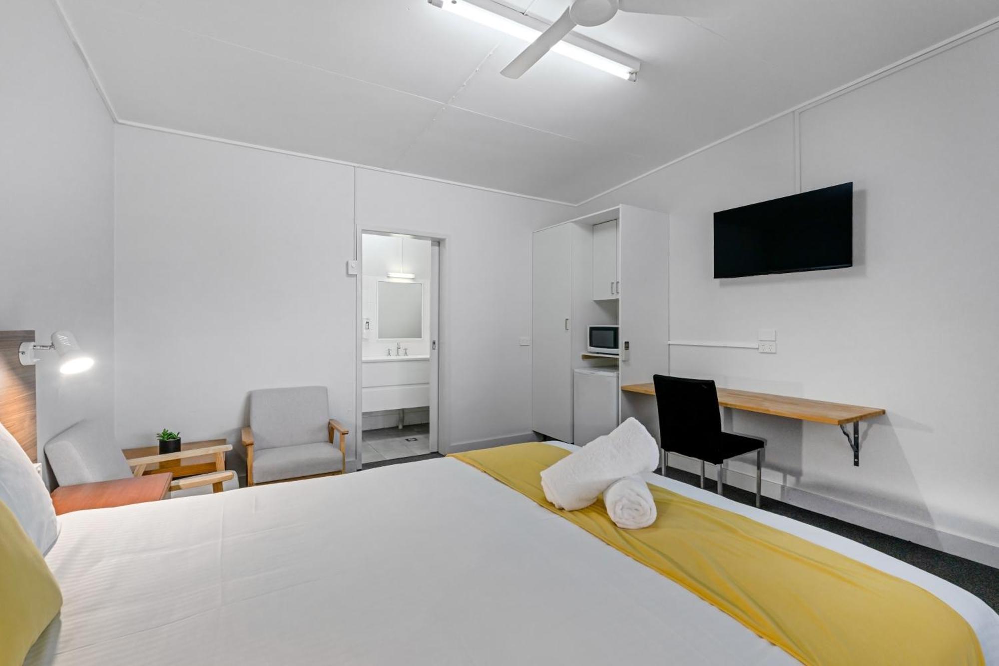 Econo Lodge Chaparral Motel Ballina Extérieur photo