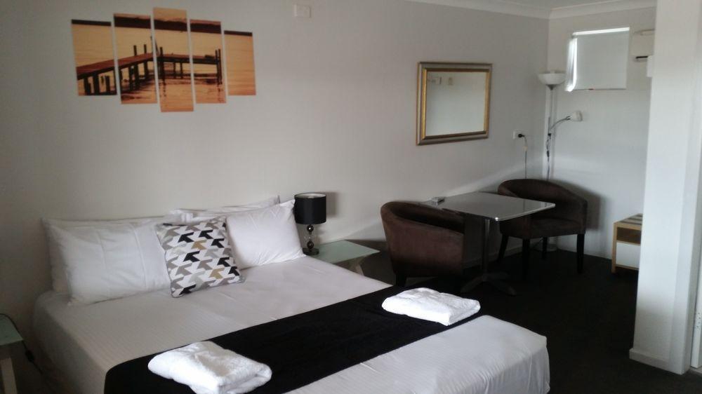 Econo Lodge Chaparral Motel Ballina Extérieur photo