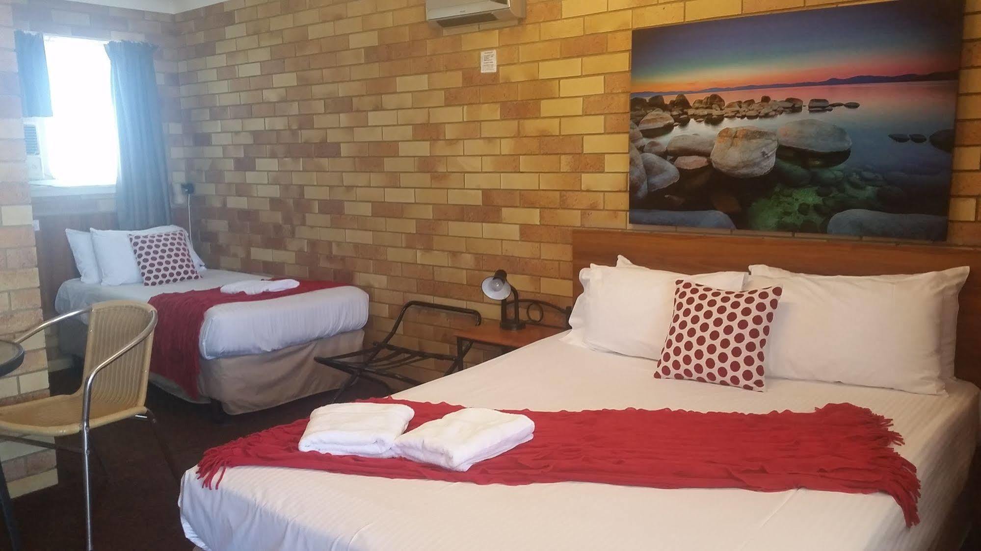 Econo Lodge Chaparral Motel Ballina Extérieur photo