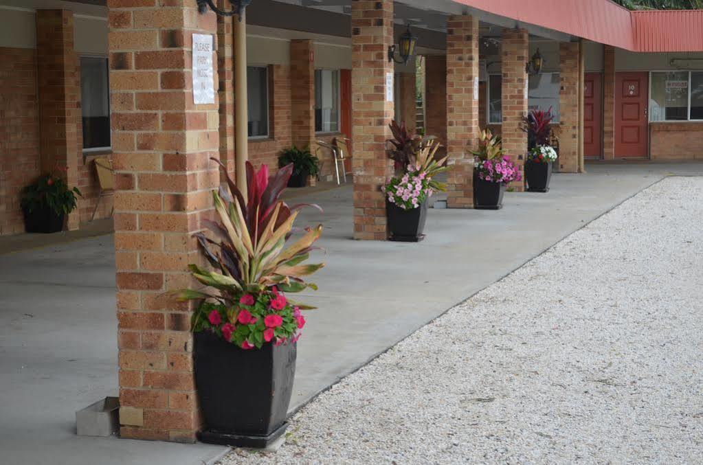 Econo Lodge Chaparral Motel Ballina Extérieur photo