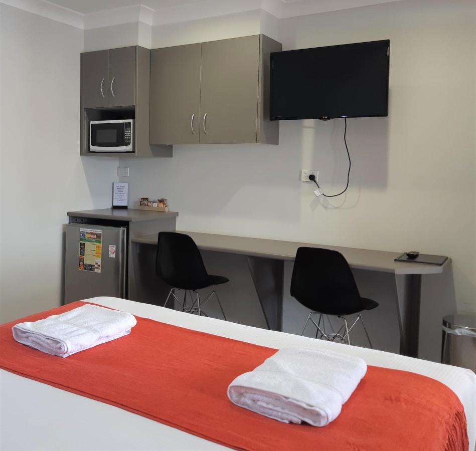 Econo Lodge Chaparral Motel Ballina Extérieur photo
